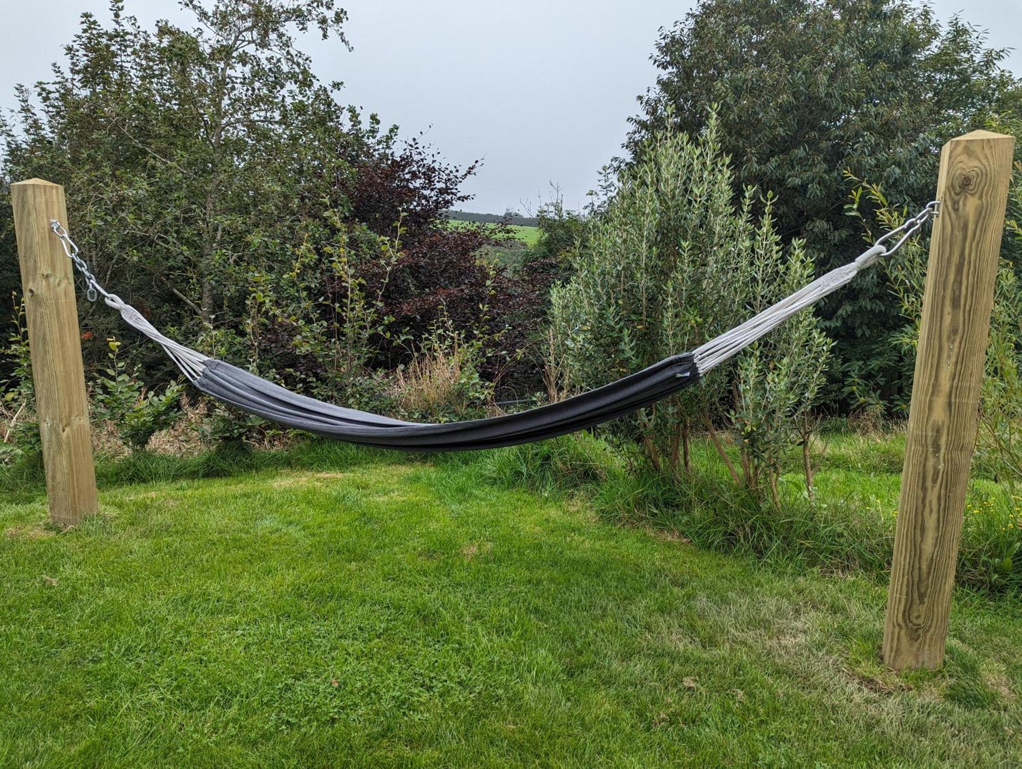 Luxury Glamping Cabin With Outdoor Bath On Cornish Flower Farm Truro Exterior photo