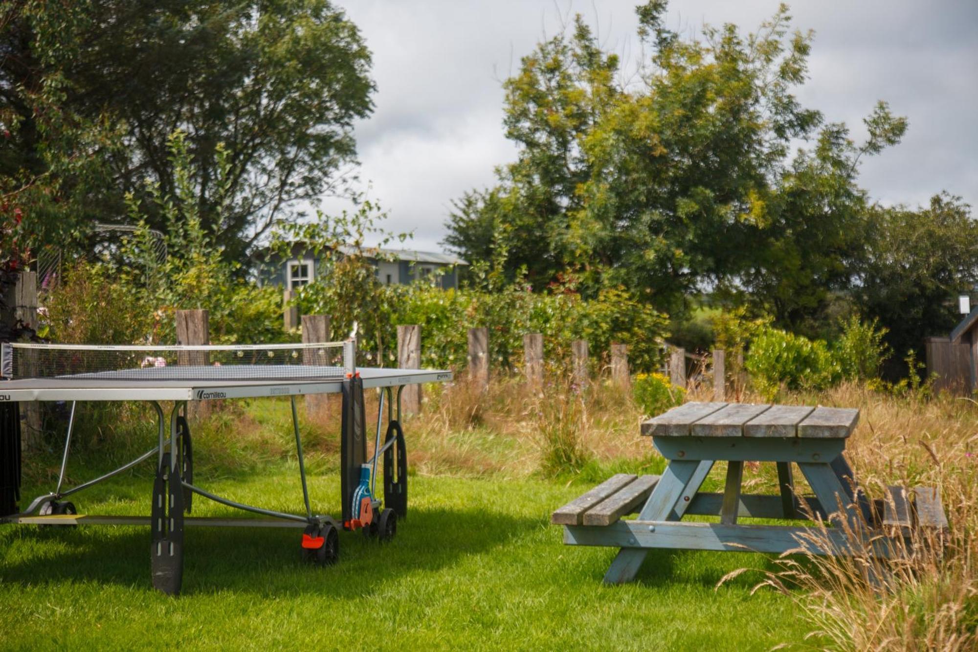Luxury Glamping Cabin With Outdoor Bath On Cornish Flower Farm Truro Exterior photo