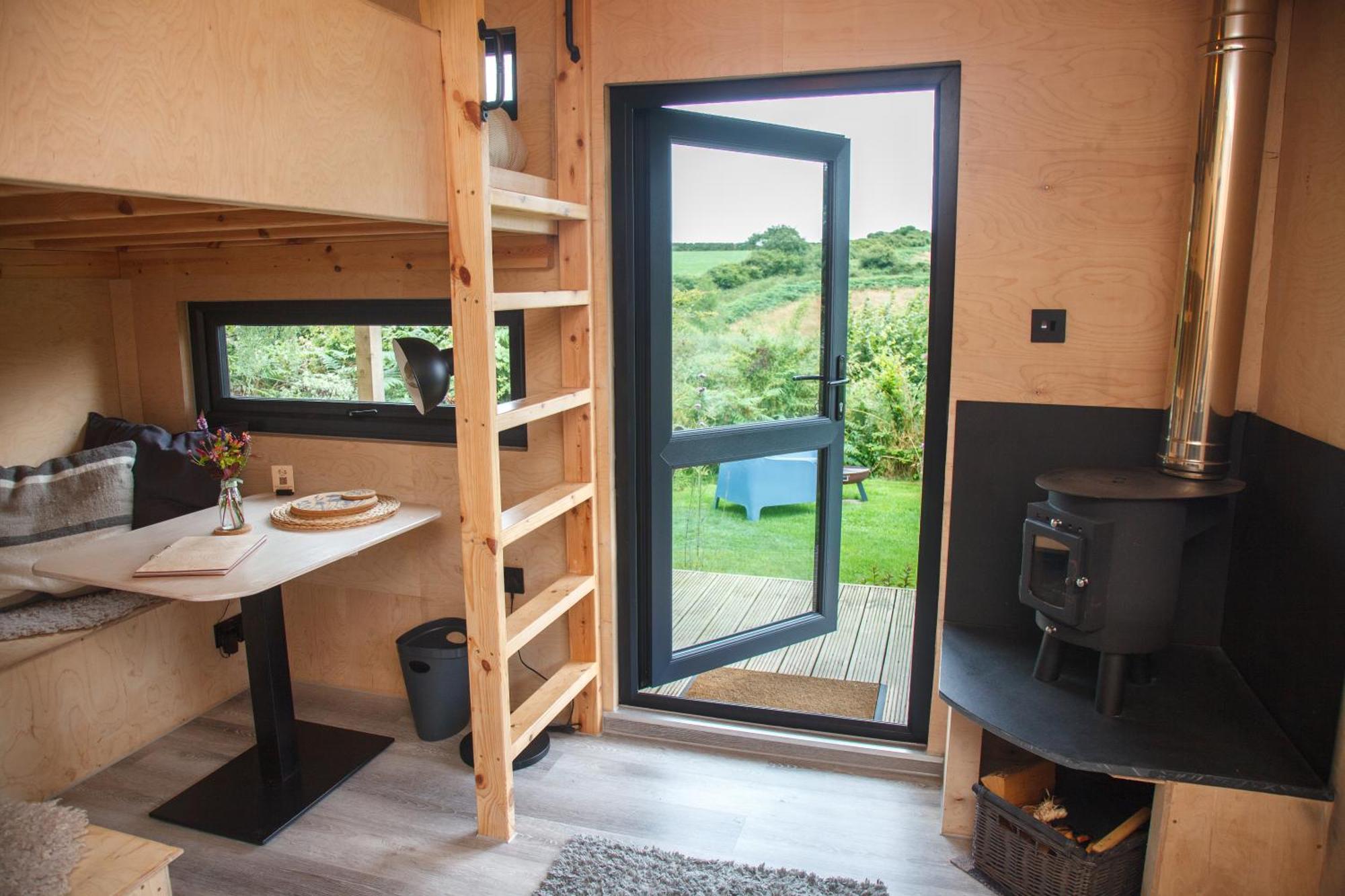 Luxury Glamping Cabin With Outdoor Bath On Cornish Flower Farm Truro Exterior photo